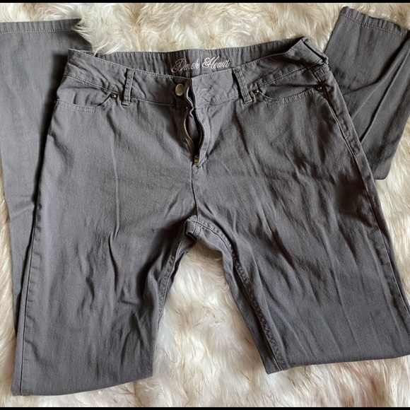 Derek Heart Jeans - Picture 1 of 3